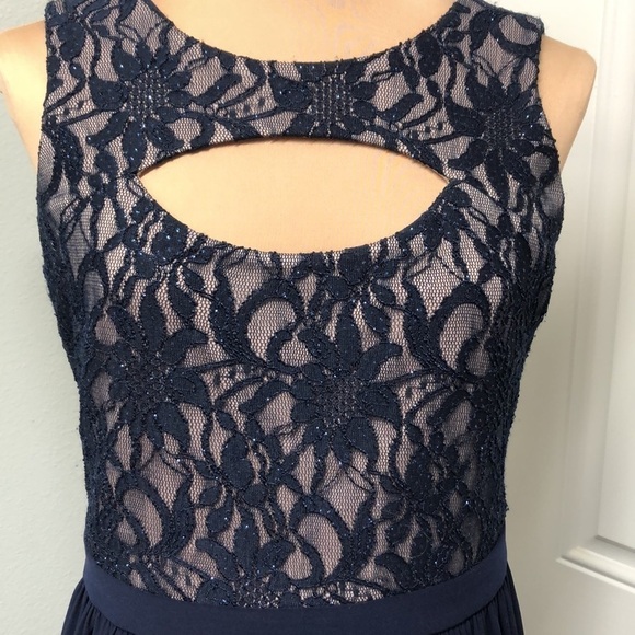 Morgan & Co Cutout Glittery Lace Navy Blue Gown Size Medium - Picture 3 of 8